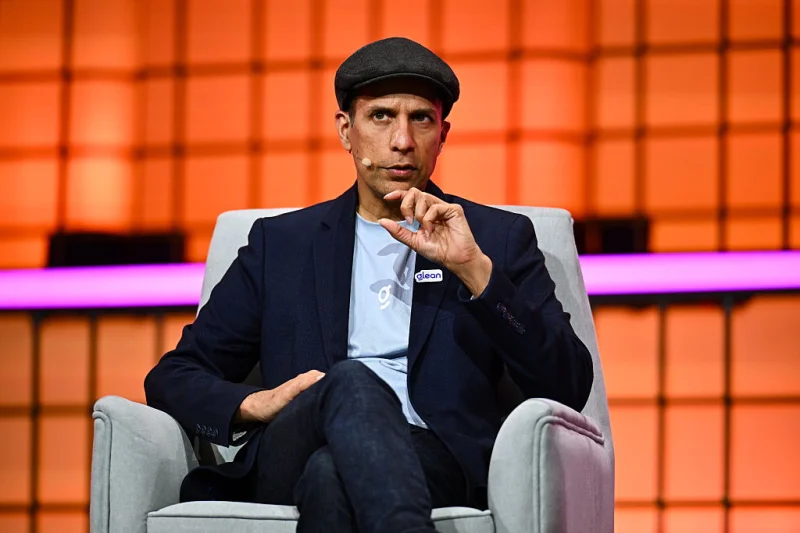 За господство в корпоративном ИИ началась гонка. Glean создаёт фундамент для интерфейсов.